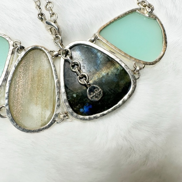 Stella & Dot 5 Stone Sanibel Necklace - Picture 4 of 4